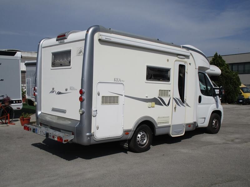 Mobilvetta Kea P60 con garage, corto 6,20m - 2010