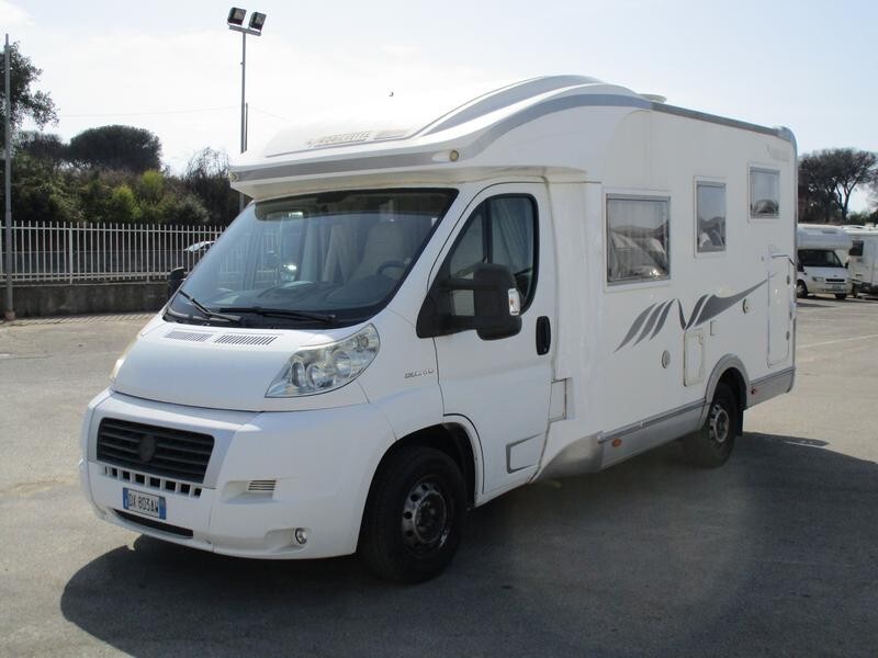 Mobilvetta Kea P60 con garage, corto 6,20m - 2010