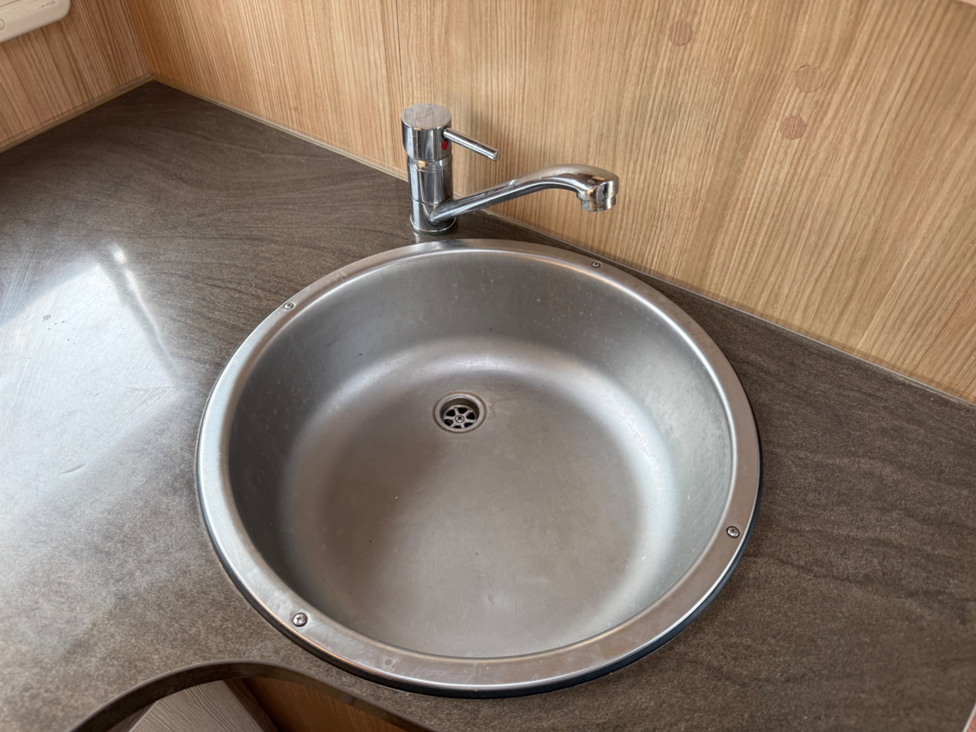 ELNAGH T-LOFT 530 7.38 BASCULANTE