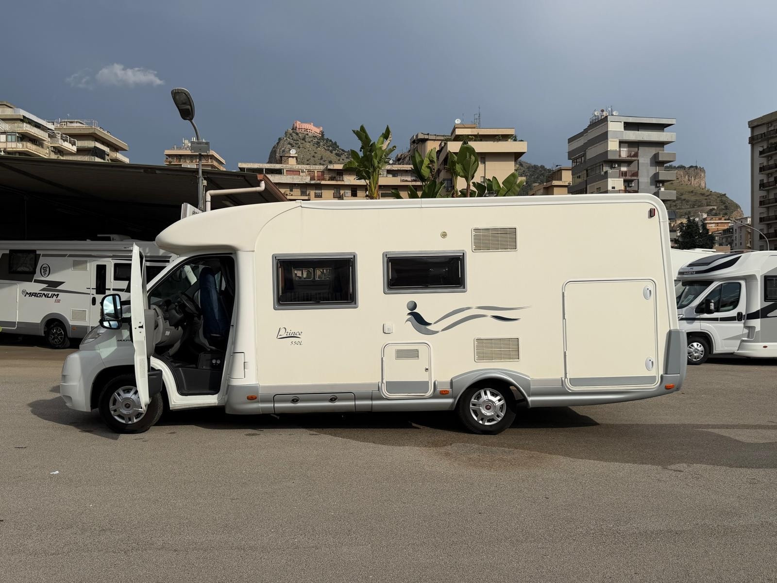 Elnagh Prince 550L '2008