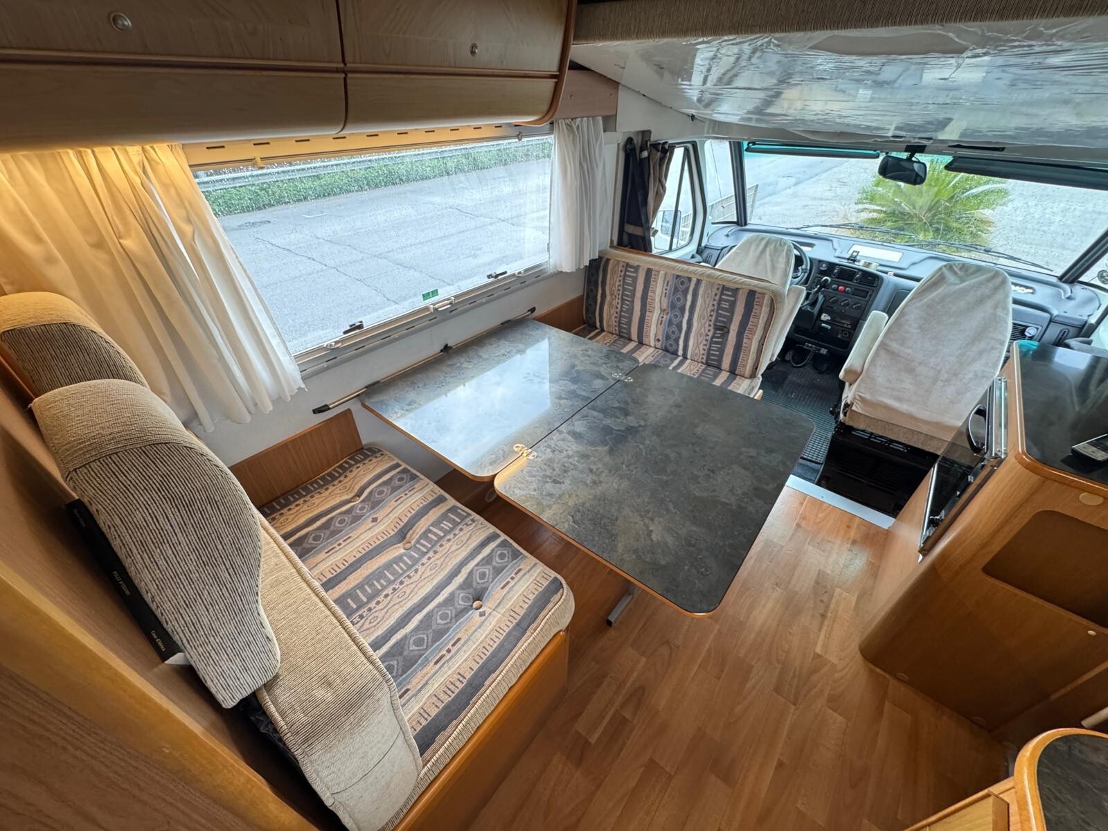 MOBILVETTA DESIGN EUROYACHT 100