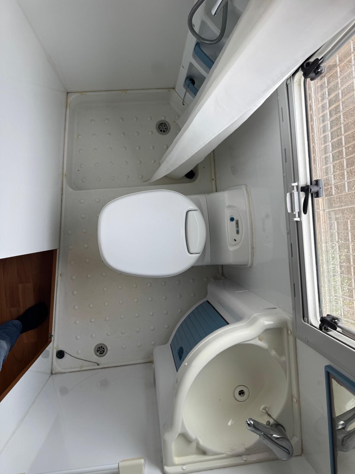 MOBILVETTA DESIGN EUROYACHT 100