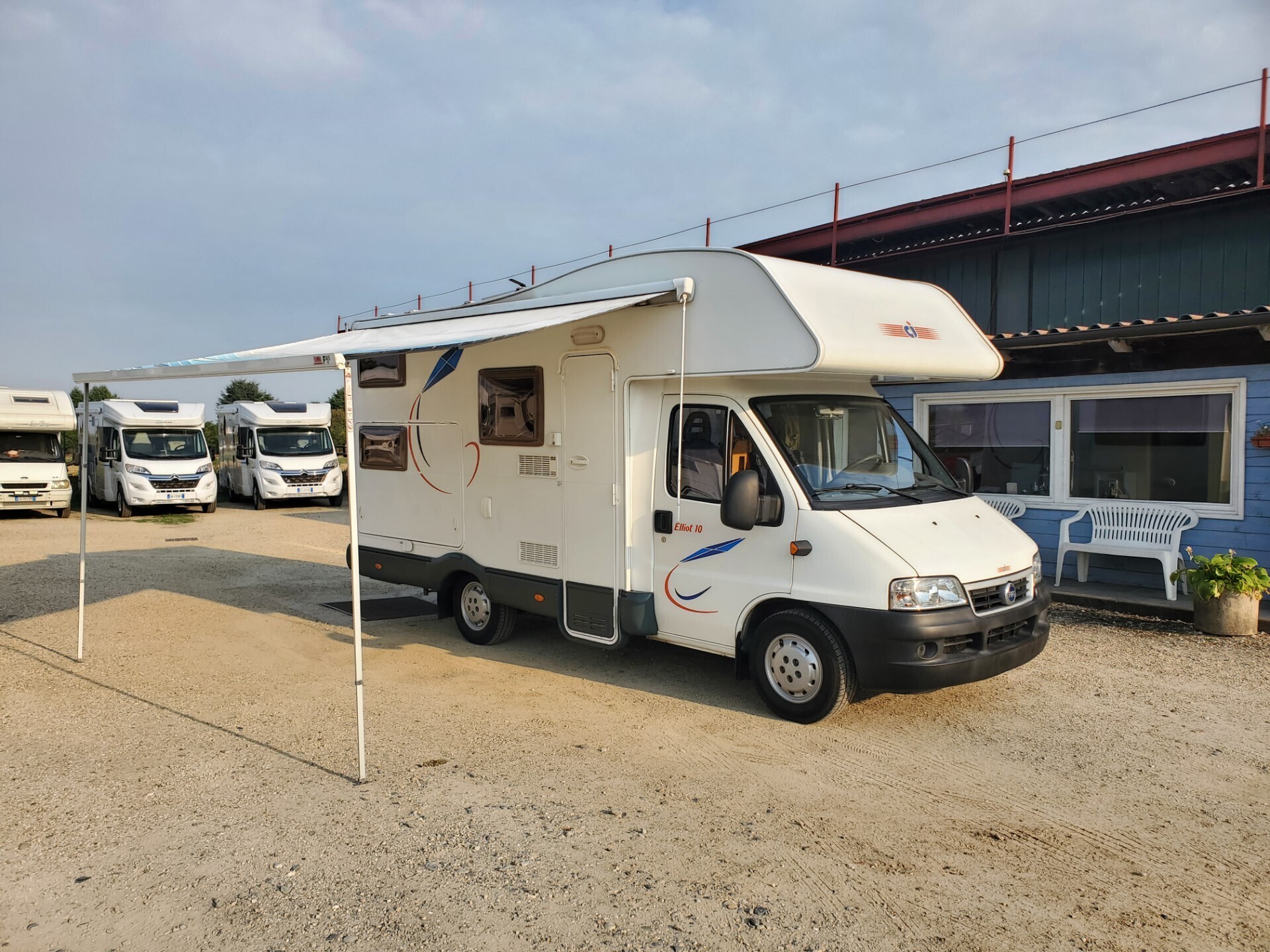 Ci International ELLIOT 10 MANSARDATO 6 POSTI