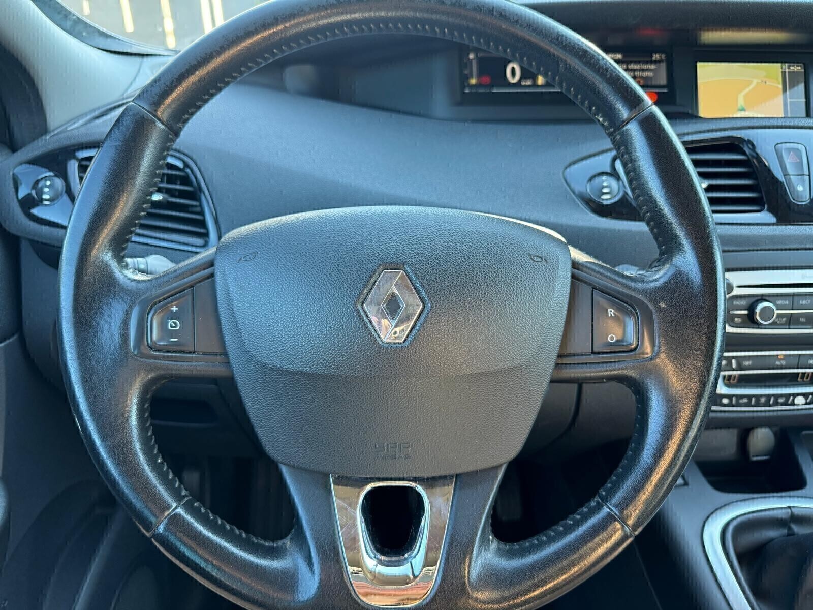 Renault Grand Scenic 1.5 dCi 110CV Start&Stop Energy 7 Posti - dettaglio 12