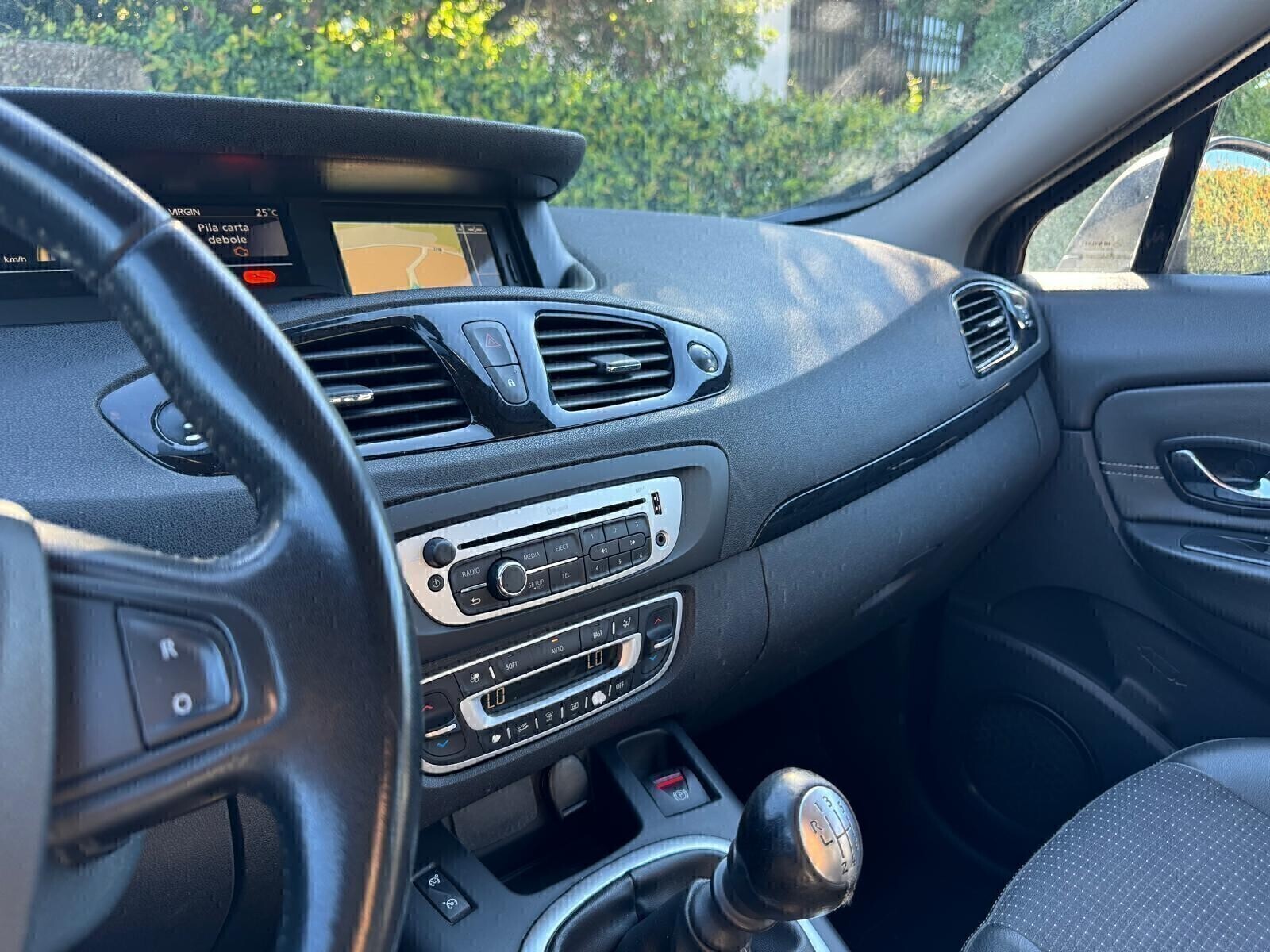 Renault Grand Scenic 1.5 dCi 110CV Start&Stop Energy 7 Posti - dettaglio 18