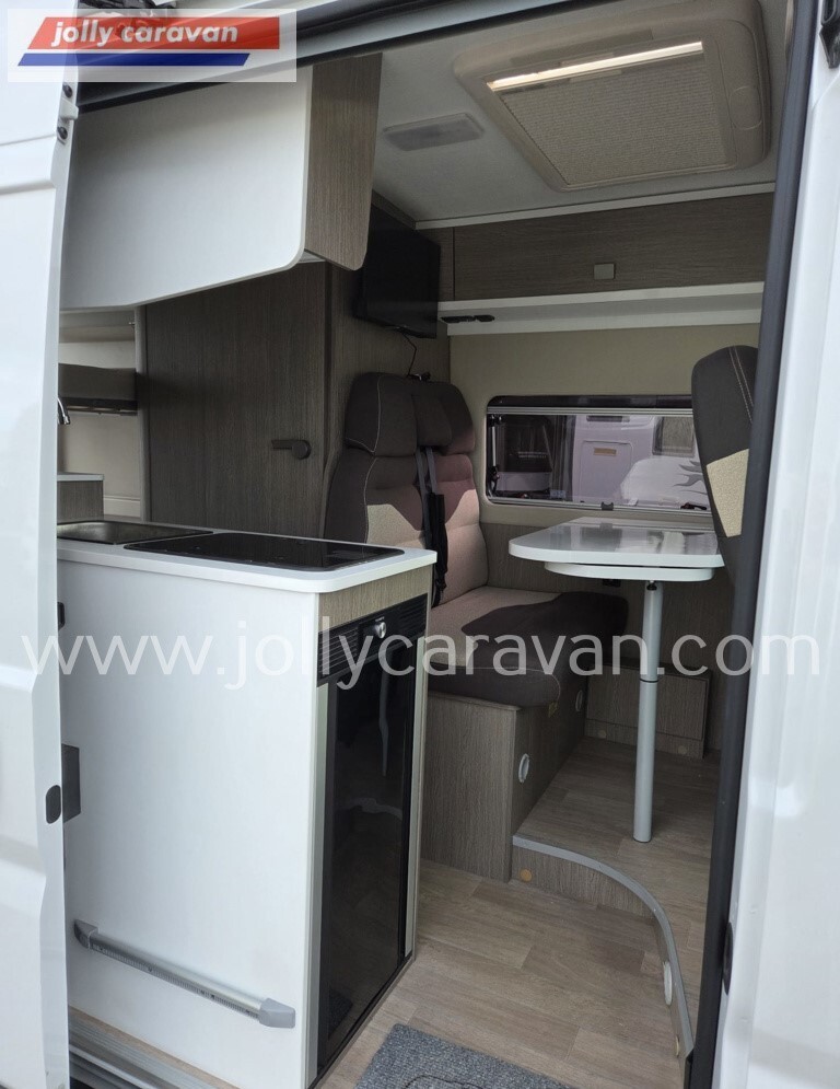 Challenger VAN 114 MAX
