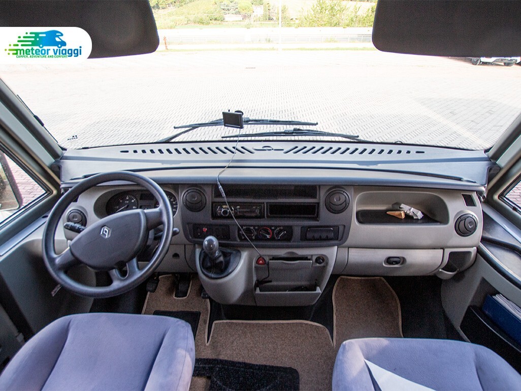 Motorhome 4 posti Adria Vision i707 sg