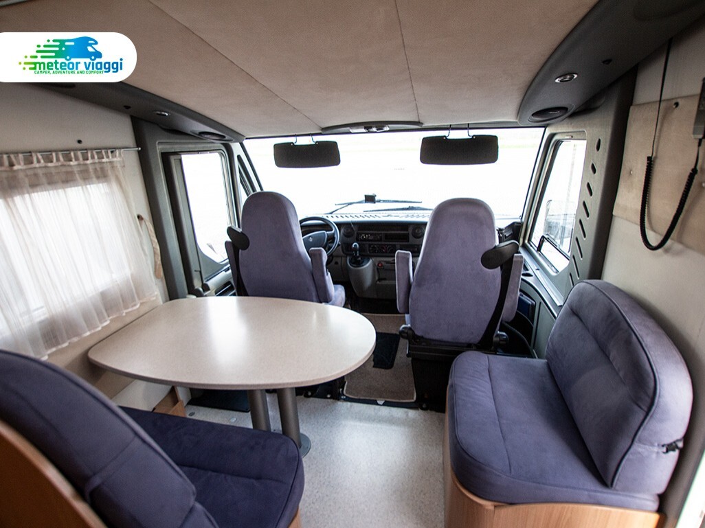 Motorhome 4 posti Adria Vision i707 sg