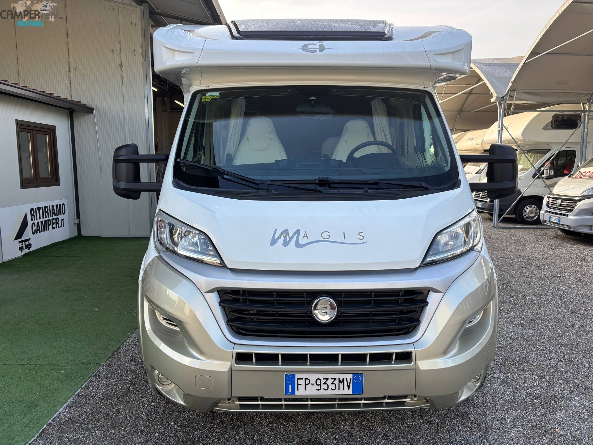 CI MAGIS 65 XT - Semintegrale con letto nautico ad