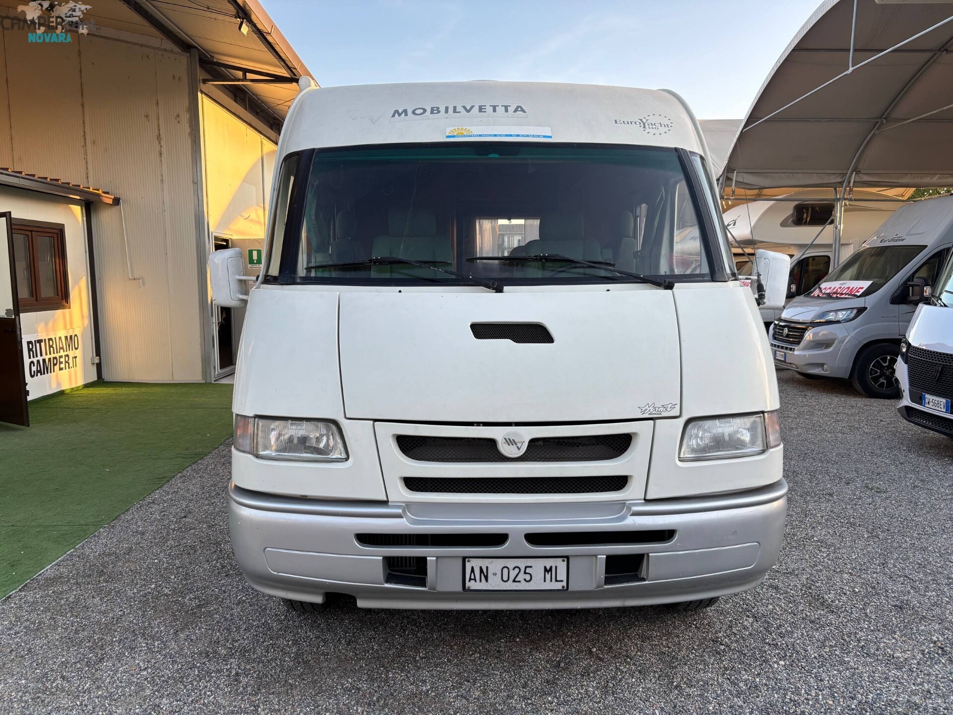 MOBILVETTA EURO YACHT 140 - motorhome con letto al