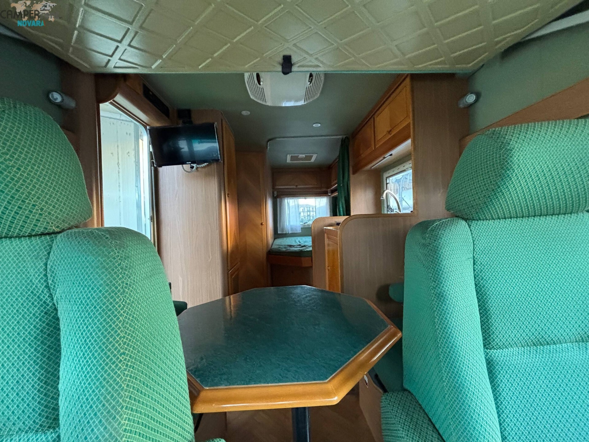 MOBILVETTA EURO YACHT 140 - motorhome con letto al