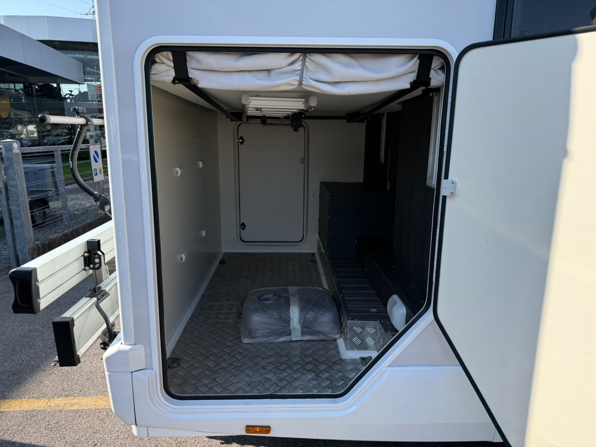 CI INTERNATIONAL MAGIS PLUS 94 XT 6.45M UNICO PROP