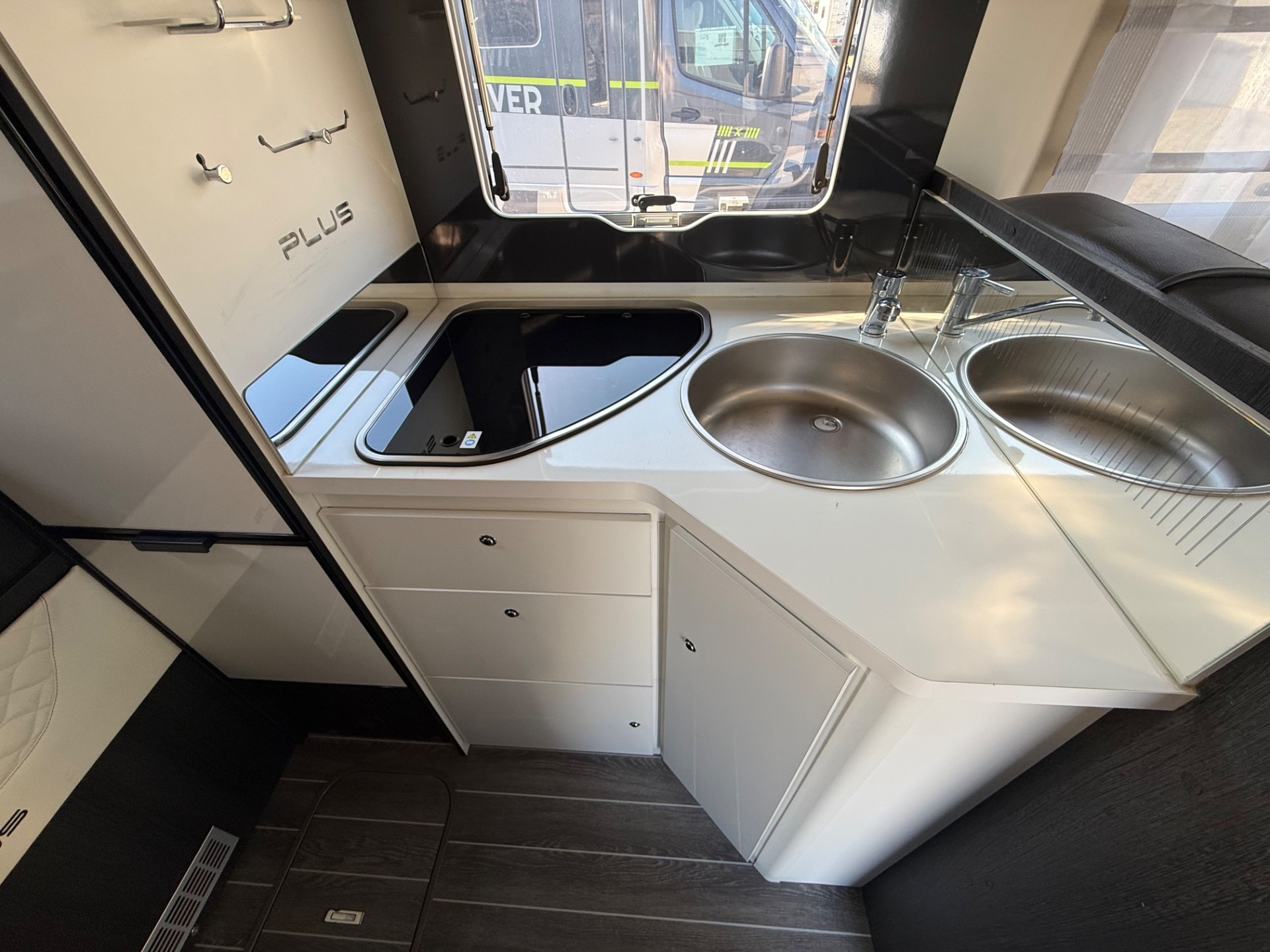 CI INTERNATIONAL MAGIS PLUS 94 XT 6.45M UNICO PROP