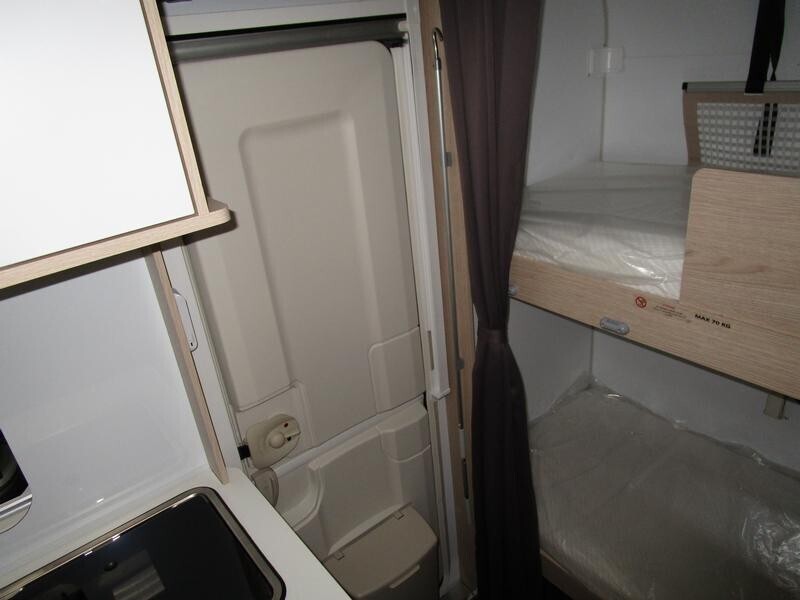 Adria Aviva 360DK 4 posti compatta, 900kg - 2025