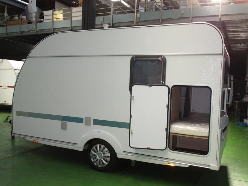 Adria Aviva 360DK 4 posti compatta, 900kg - 2025