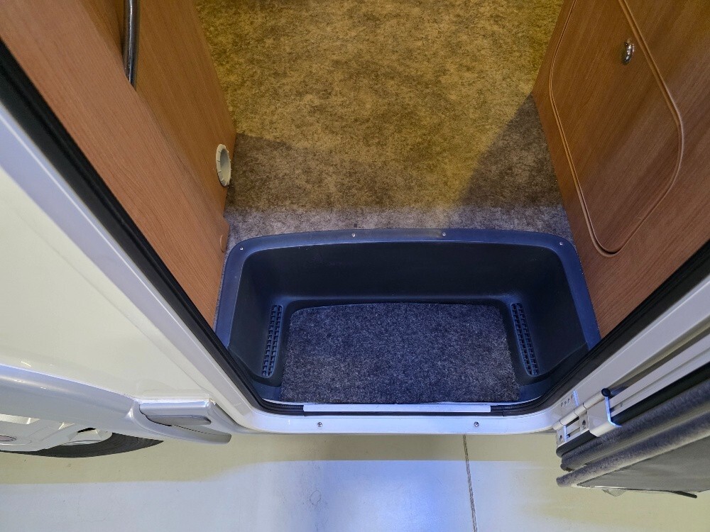 CAMPER CHALLENGER GENESIS 65
