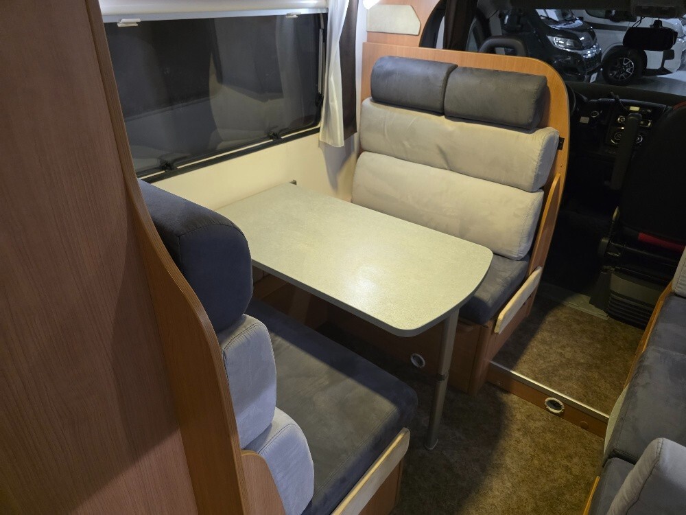 CAMPER CHALLENGER GENESIS 65