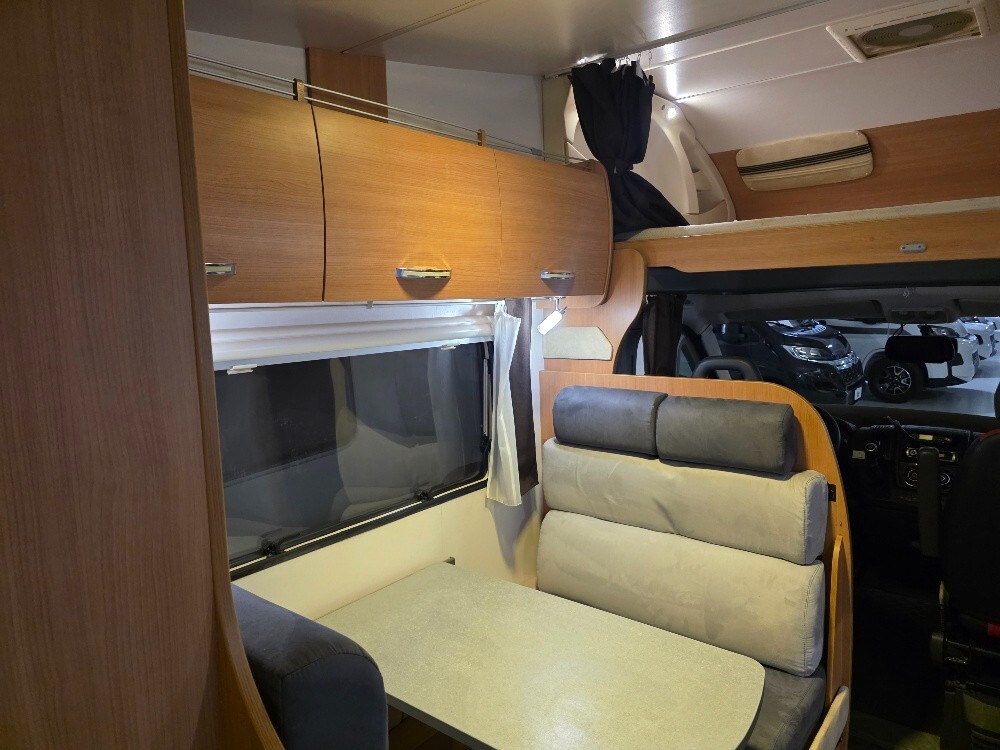 CAMPER CHALLENGER GENESIS 65