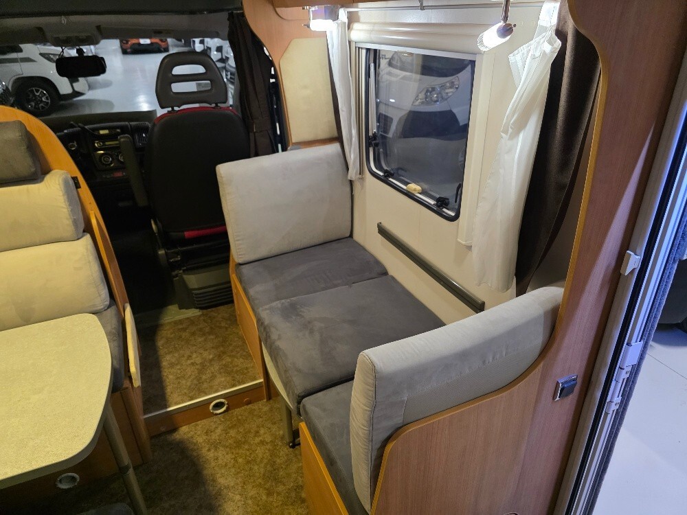 CAMPER CHALLENGER GENESIS 65