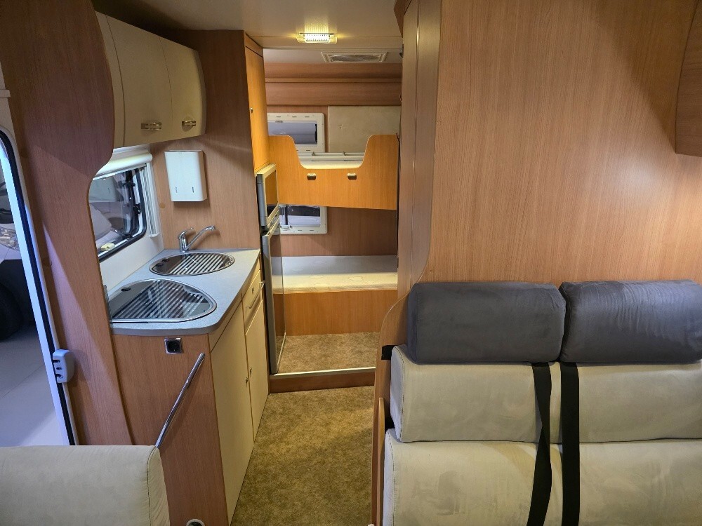 CAMPER CHALLENGER GENESIS 65