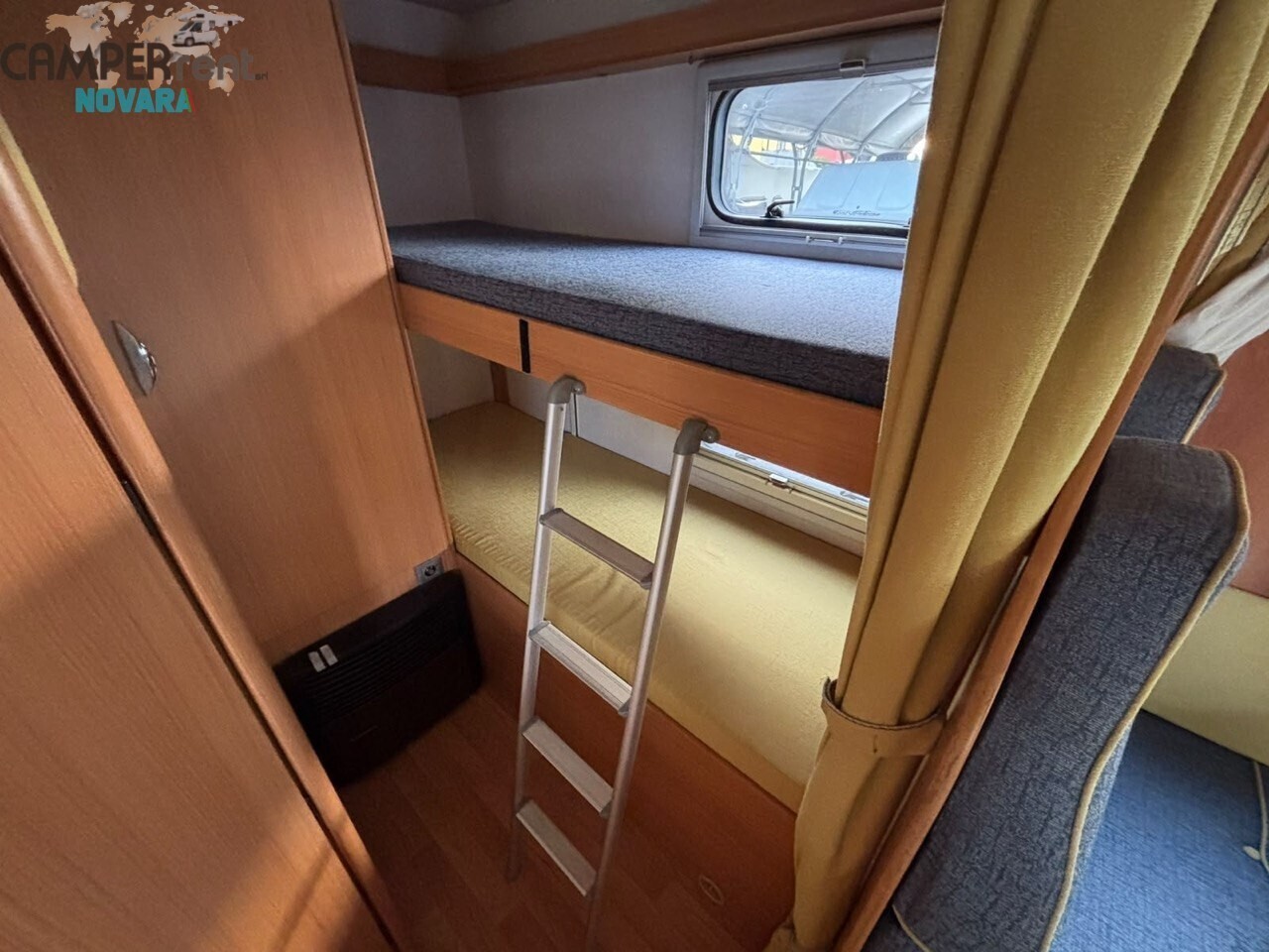 Rimor KATAMARANO 1 MANSARDATO 6 POSTI LETTO E VIAG