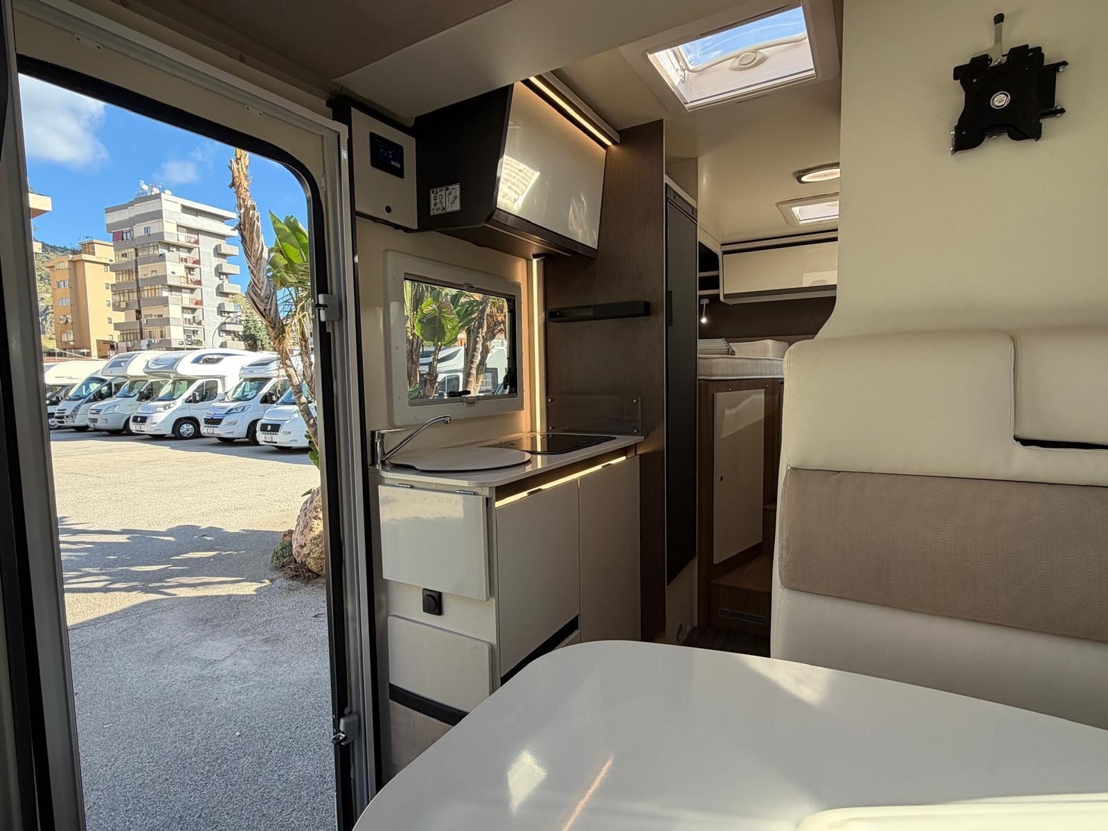 Elnagh Baron Compact 539 Matic 165 Hp '2025