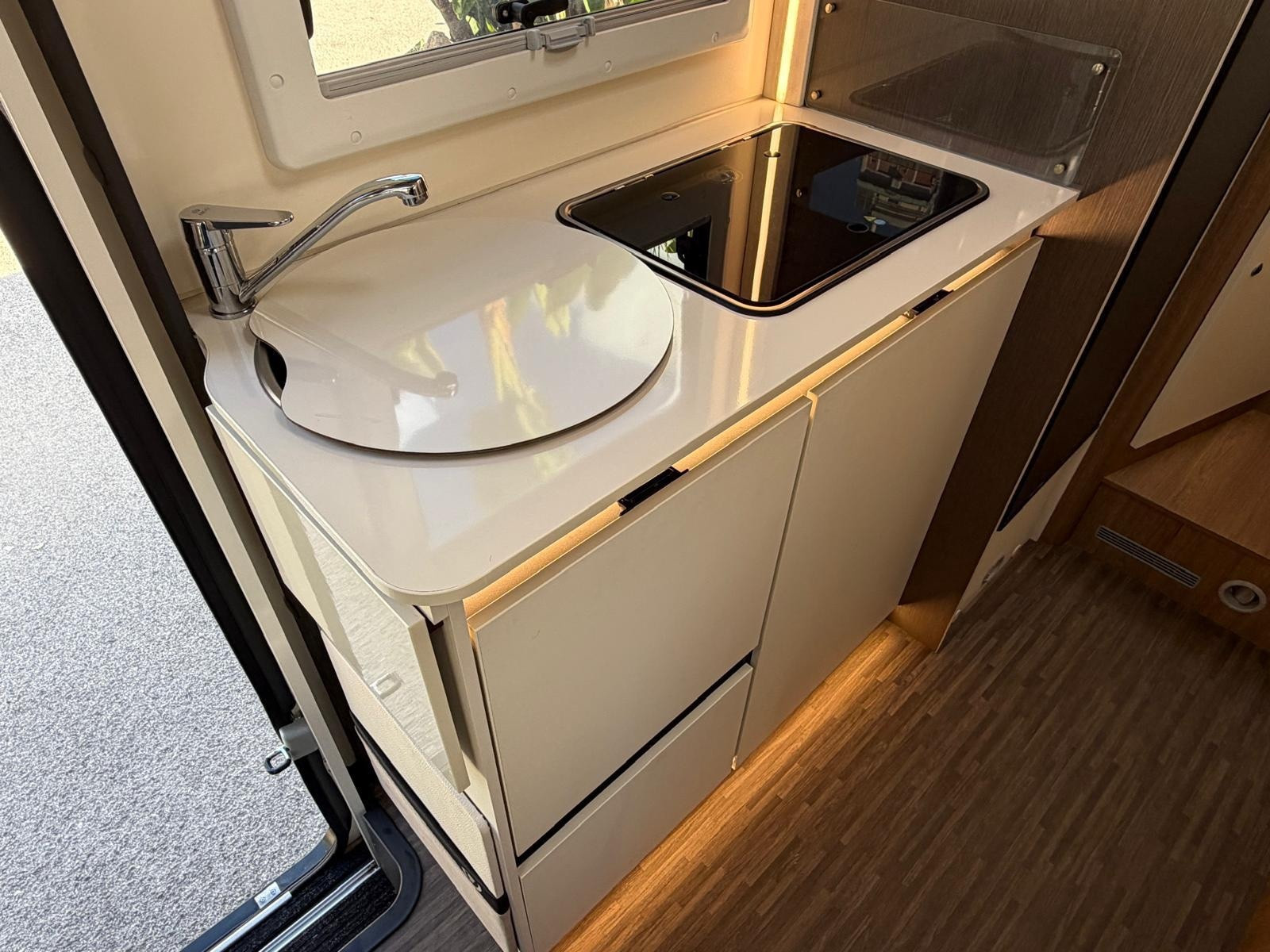 Elnagh Baron Compact 539 Matic 165 Hp '2025