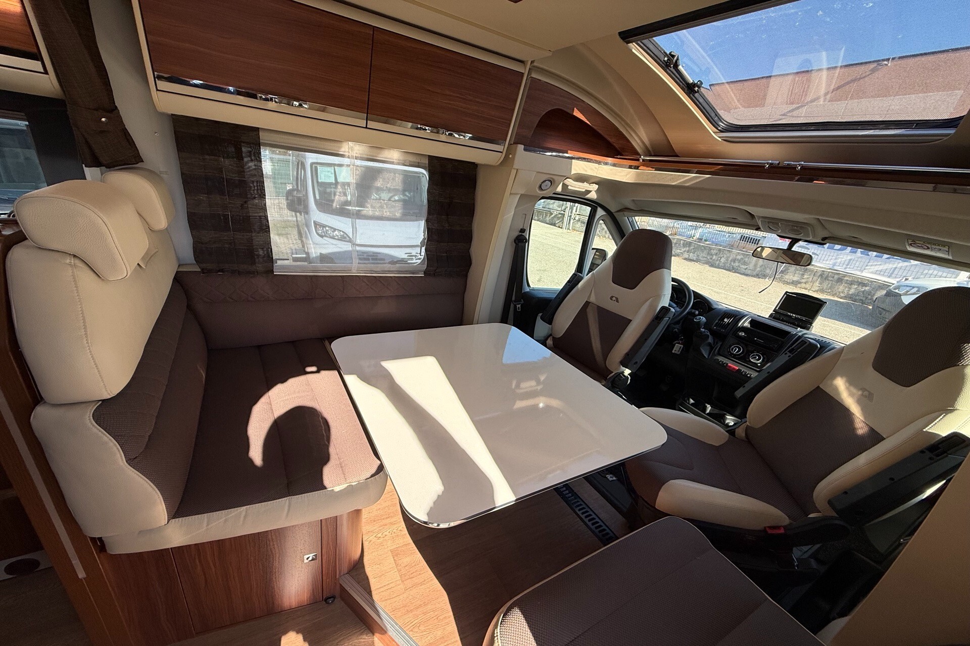Adria Matrix Platinum 670 SL