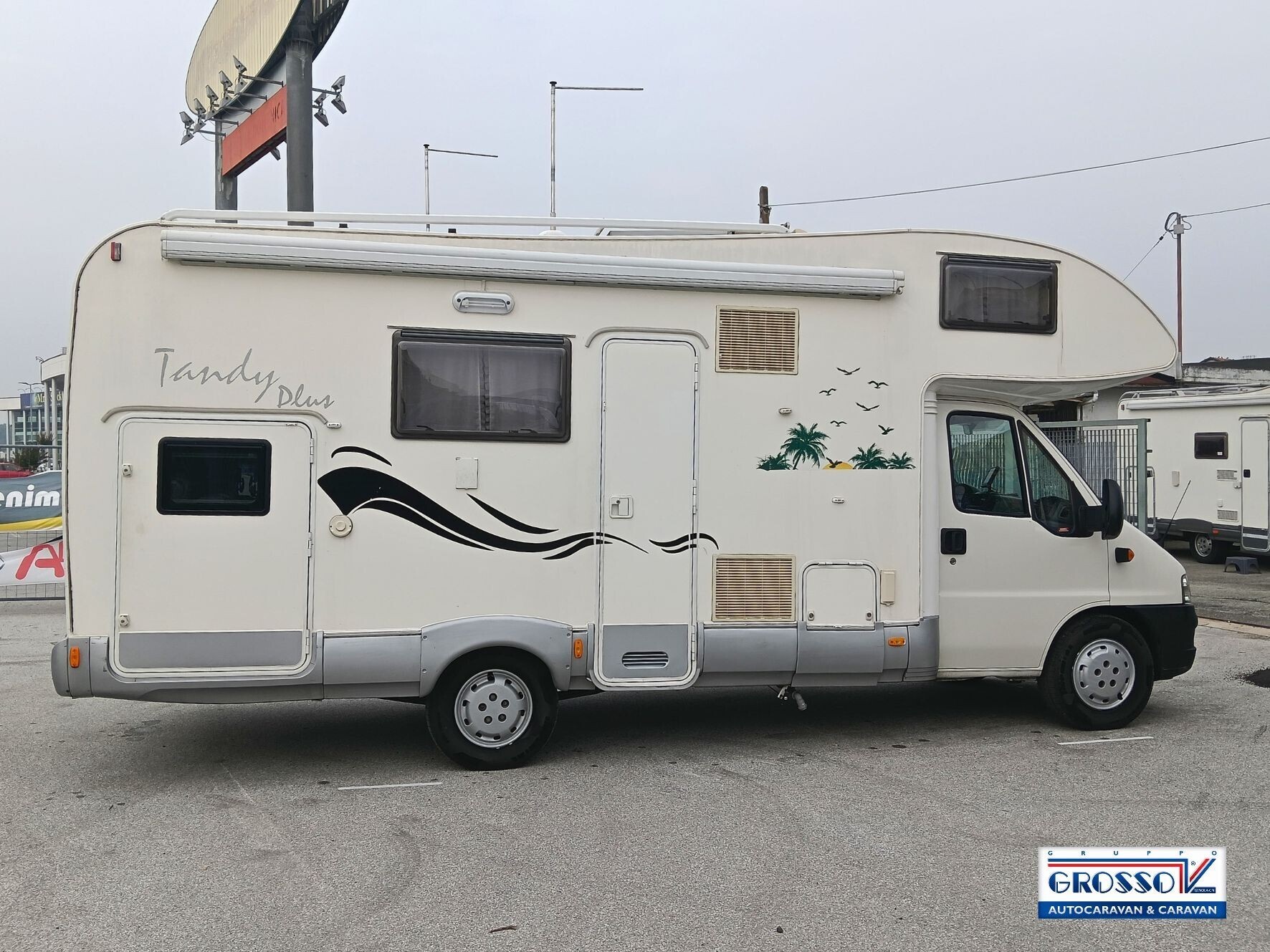 Mclouis TANDY PLUS 620