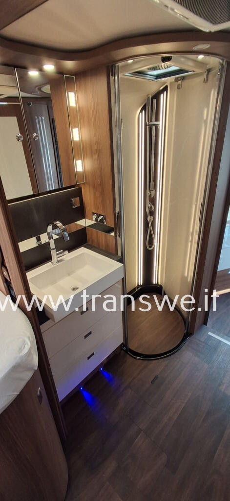Carthago Chic E-Line I 61 XL LE motorhome letti ge