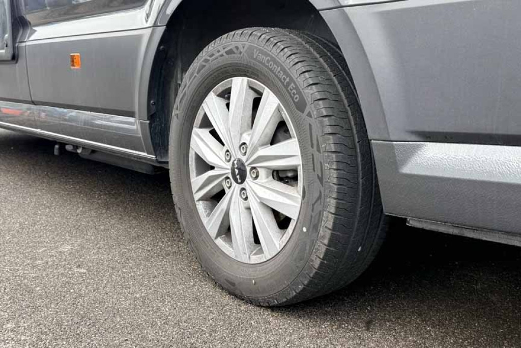 Knaus Boxdrive 680 ME - Il van con letti gemelli b
