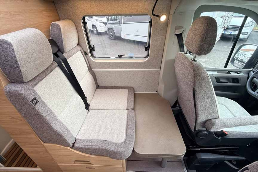 Knaus Boxdrive 680 ME - Il van con letti gemelli b
