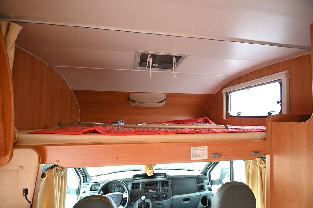 Chausson Flash S3 compatto con clima cabina