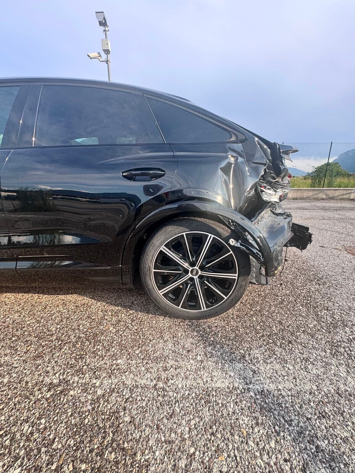 AUDI Q4 SPORTBACK 50 E-TRON QUATTRO S LINE – 2023 – INCIDENTATA - dettaglio 3