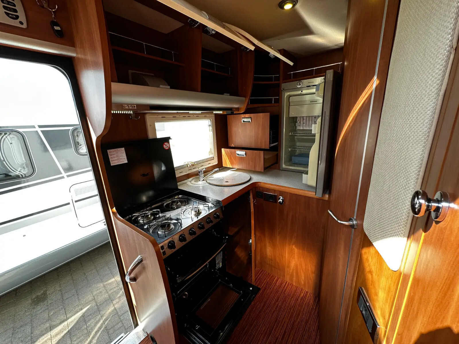 Laika Rexosline 600 - 2011