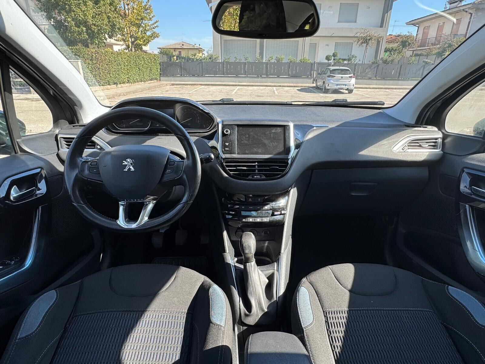 PEUGEOT 208 1.4 HDi 68 CV 5 Porte Allure – NAVIGATORE – 121.000 KM - dettaglio 16