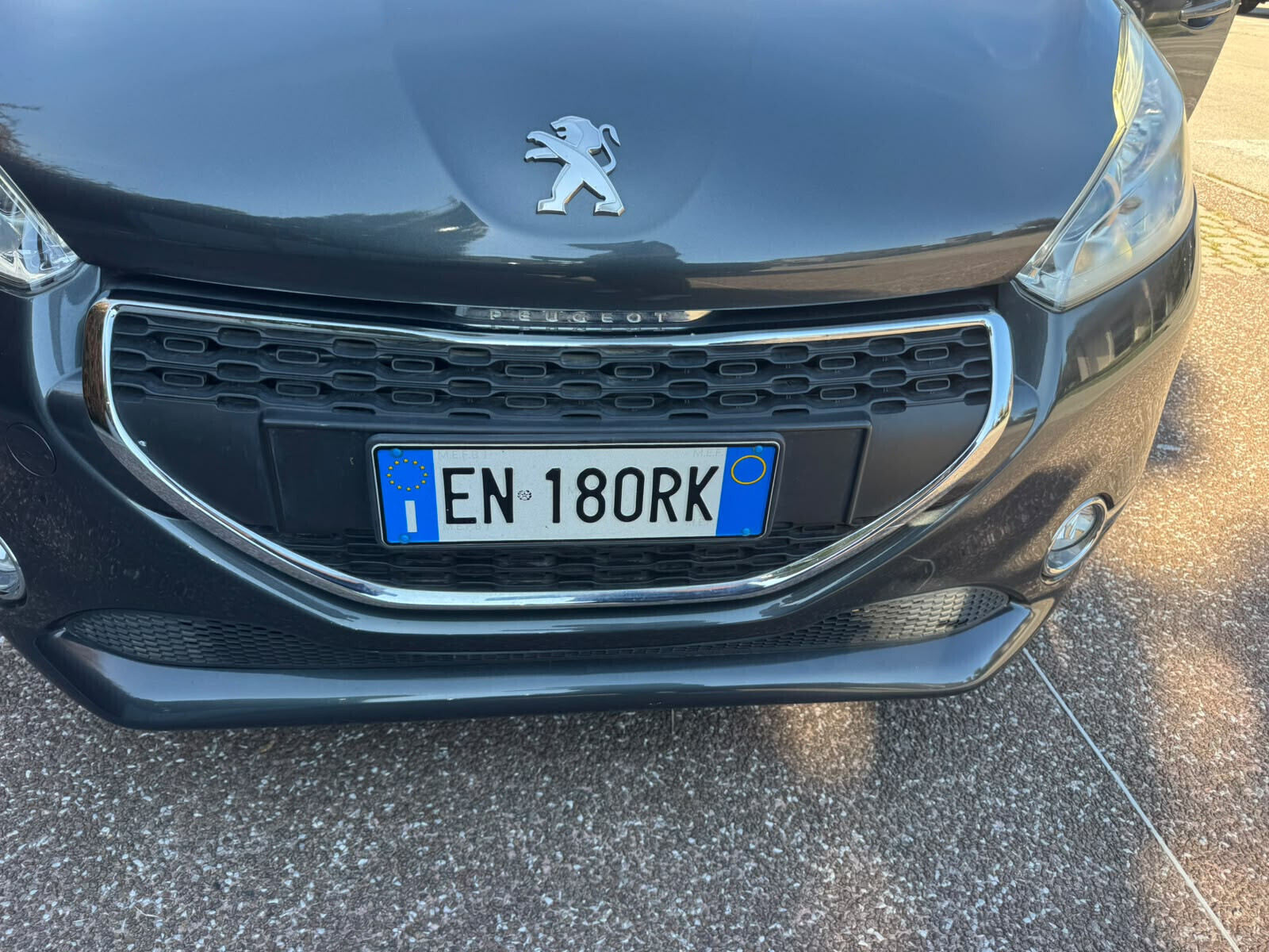 PEUGEOT 208 1.4 HDi 68 CV 5 Porte Allure – NAVIGATORE – 121.000 KM - dettaglio 28