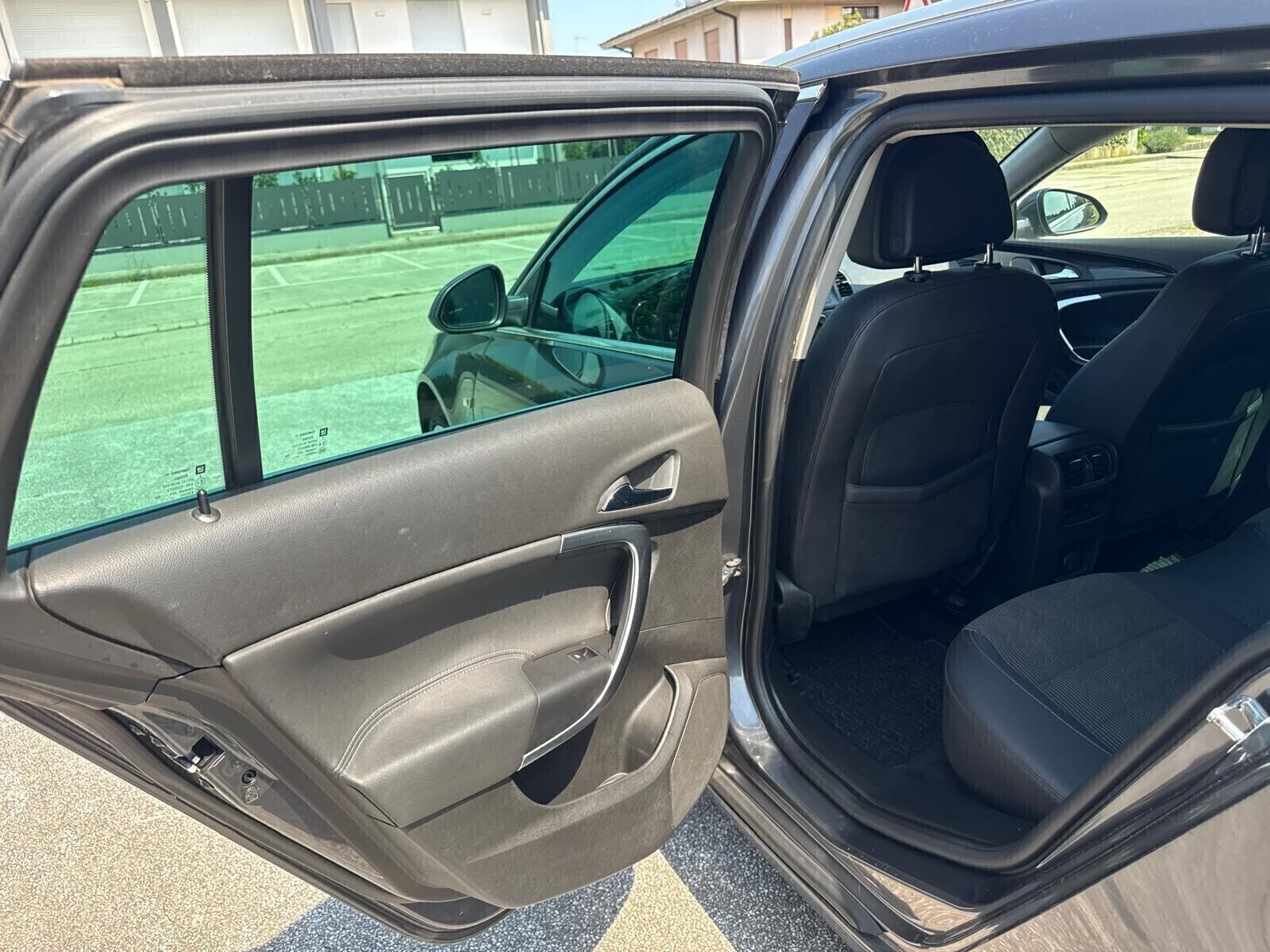 Opel Insignia 2.0 CDTI Sports Tourer Cosmo - dettaglio 19