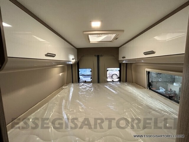 CHAUSSON PREMIUM VAN V 690 636 cm AUTOMATICO 160CV