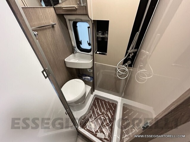 CHAUSSON PREMIUM VAN V 690 636 cm AUTOMATICO 160CV