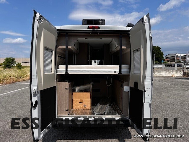CHAUSSON PREMIUM VAN V 690 636 cm AUTOMATICO 160CV