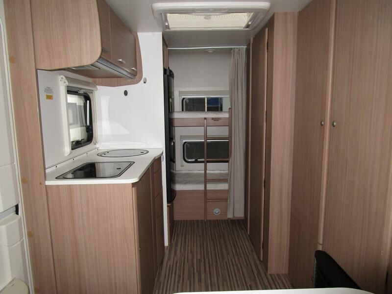 Adria Aviva 420L 4 letti meno di 6m 1100kg - 2016