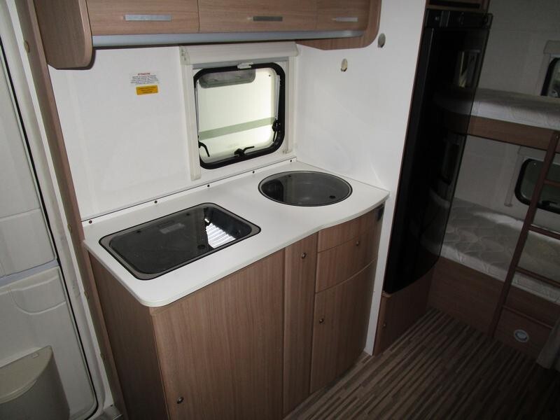 Adria Aviva 420L 4 letti meno di 6m 1100kg - 2016