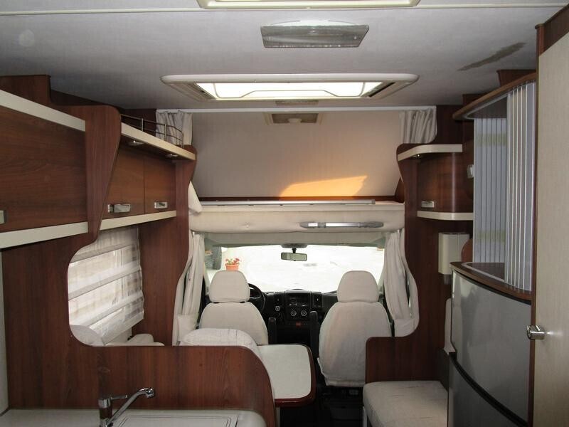 McLouis 636G con garage, Euro5 meno di 7m - 2011