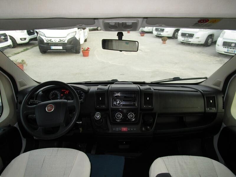 McLouis 636G con garage, Euro5 meno di 7m - 2011