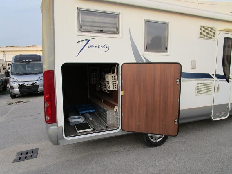 McLouis 636G con garage, Euro5 meno di 7m - 2011