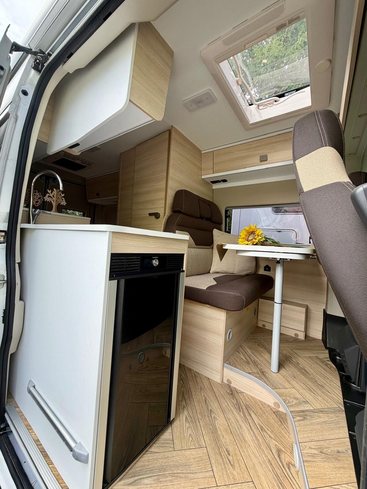 Challenger Van 114 Start Edition