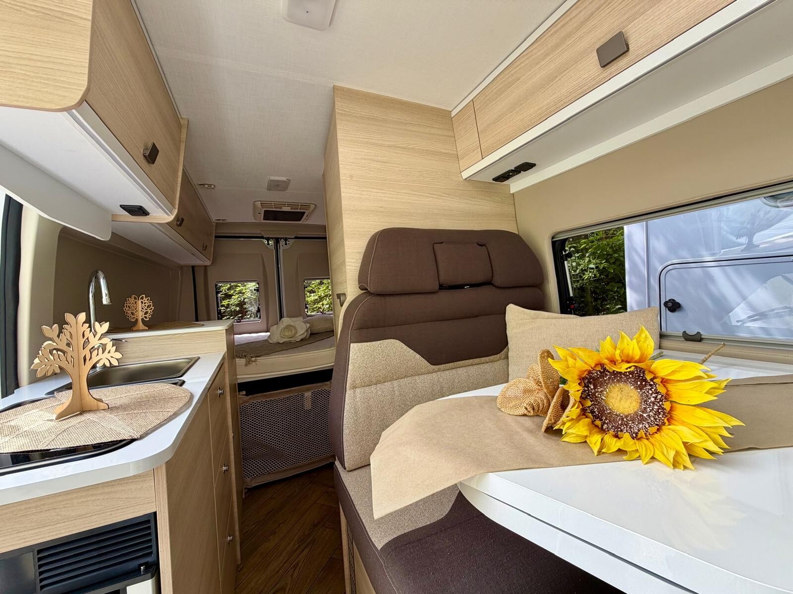 Challenger Van 114 Start Edition