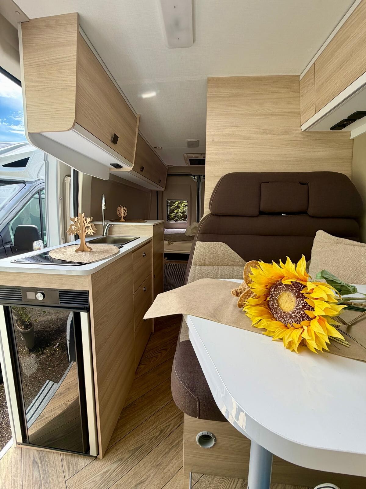 Challenger Van 114 Start Edition