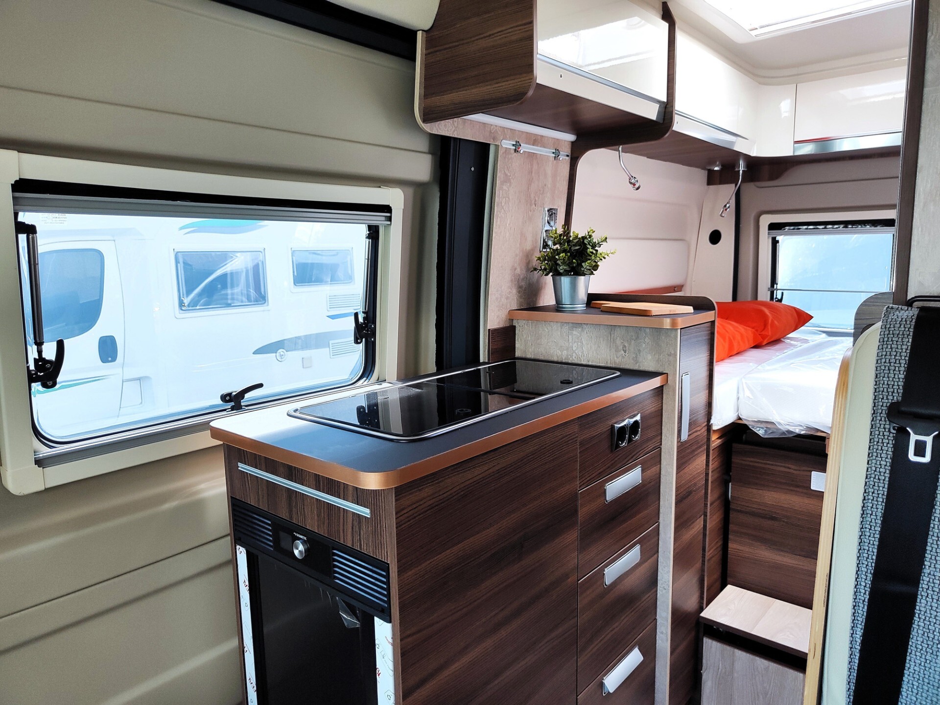 Laika Ecovip 540 - Furgonato 2 posti letto